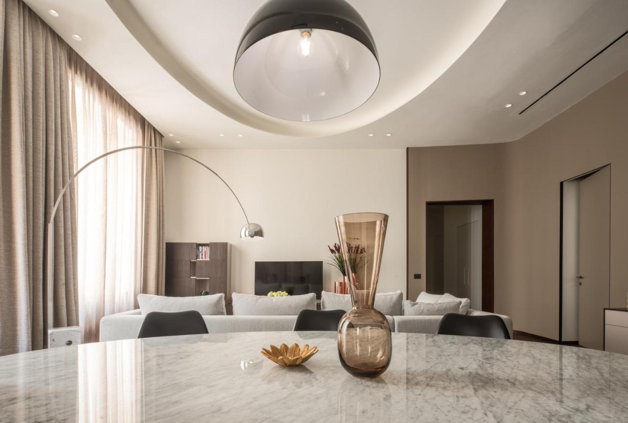 Sant'Ambrogio Luxury Apartment R&R Milán Exterior foto