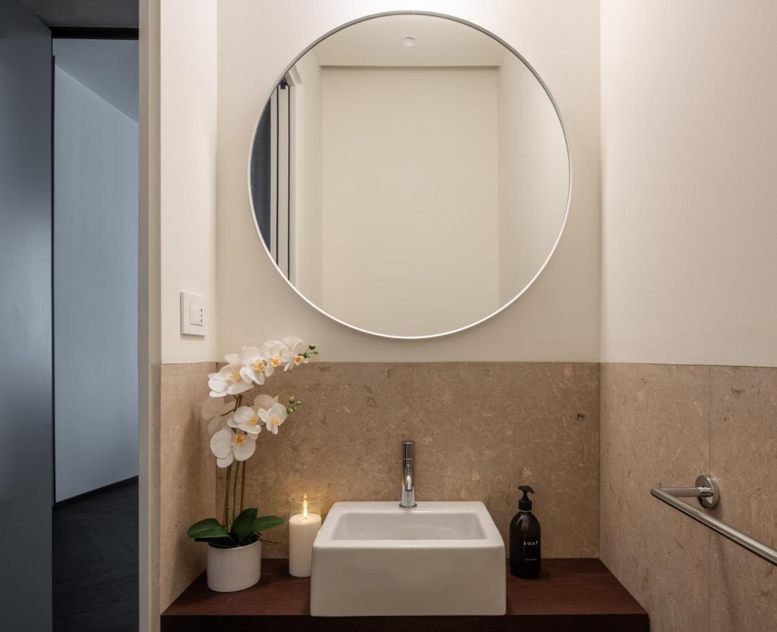 Sant'Ambrogio Luxury Apartment R&R Milán Exterior foto